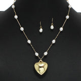 102401, BOLD HEART CHARM WITH FRESHWATER PEARL NECKLACE