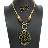 107830, OVAL CELLULOID ACETATE ACCENT STATEMENT NECKLACE
