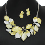 100311, LEAVES ENAMEL ACRYLIC NECKLACE