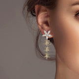101644, FLOWER RHINESTONE DROP DANGLE EARRING