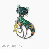 102140, CAT WITH FISH MAGNETIC PIN