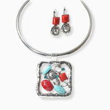 102350, GEOMETRIC TURQUOISE STONE WITH HAMMERED METAL CHOKER NECKLACE