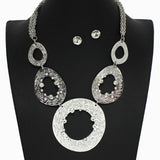 102408, GEOMETRIC CRYSTAL RHINESTONE ACCENT METAL NECKLACE