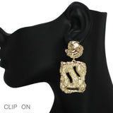 102509, GEOMETRIC TEXTURED METAL CLIP ON EARRING