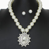 103116, GEOMETRIC RHINESTONE WITH PEARL STRAND NECKLACE
