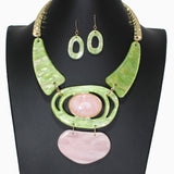 104075, GEOMETRIC GLITTER CELLULOID ACETATE NECKLACE