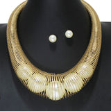 105500, BOLD BALL ACCENT SPRING WIRED NECKLACE