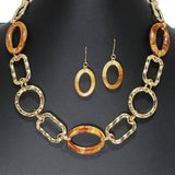 106670, GEOMETRIC HAMMERED, CELLULOID ACETATE ACCENT NECKLACE