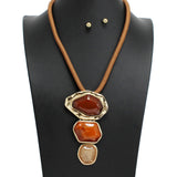 108887, GEOMETRIC CELLULOID ACETATE ACCENT STATEMENT NECKLACE
