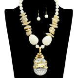 109260, TEARDROP CRYSTAL RHINESTONE ACCENT ACRYLIC RESIN BEADED NECKLACE