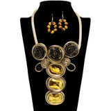 109345, BLACK ROSE ACCENT GOLD TONE WIRED STATEMENT NECKLACE