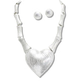 109377,  MATT BOLD TEXTURE HEART STATEMENT NECKLACE