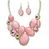 109919, ELEGANT MARBLED STATEMENT NECKLACE
