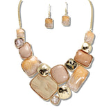 109934, GEOMETRIC RESIN STATEMENT NECKLACE