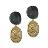 ER263010BK_FF 10 · Resin Pebble Sunburst Oval Drop Earrings – Gold/Black