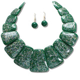 110163, CHUNKY GEOMETRIC RESIN STATEMENT NECKLACE