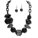 110164, GEOMETRIC RESIN ACRYLIC STATEMENT NECKLACE