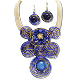 110173, FLOWER ACCENT ROUND SPIRAL STATEMENT NECKLACE