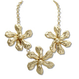 110363, CHUNKY HAMMERED FLOWER STATEMENT NECKLACE