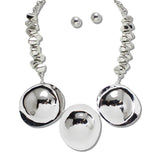 111002, CHUNKY DISC AND NUGGET STATEMENT NECKLACE