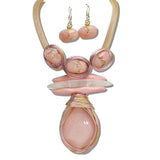 111491, CHUNKY RESIN WIRE WRAPPED STATEMENT NECKLACE