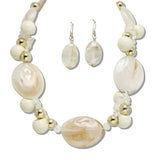 111535, CHUNKY MARBLED RESIN BEAD STATEMENT NECKLACE
