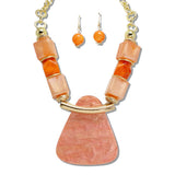 111537, GEOMETRIC RESIN CHUNKY BEADED STATEMENT NECKLACE