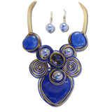 111565, HEART AND SWIRL RESIN STATEMENT NECKLACE