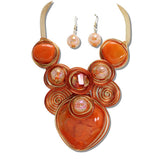 111565, HEART AND SWIRL RESIN STATEMENT NECKLACE