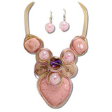 111565, HEART AND SWIRL RESIN STATEMENT NECKLACE