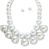 112654, CHUNKY PEARL STATEMENT BIB WITH WIRE CAPPED DROP NECKLACE