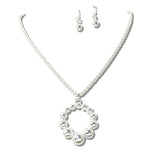 113209, GRADUATED SPHERE OPEN HOOP PENDANT NECKLACE