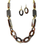 113217, BOLD GEOMETRIC LINK STATEMENT LONG NECKLACE