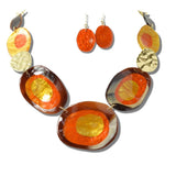 113680, RESIN OVAL BIB STATEMENT NECKLACE