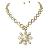 113712, VINTAGE PEARL SUNBURST PENDANT TOGGLE CHAIN NECKLACE