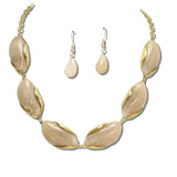 113766, MARBLED OVAL CABOCHON STATEMENT NECKLACE