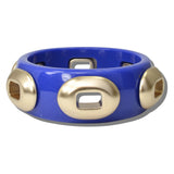 113770, CHUNKY SCULPTED RESIN WITH METALLIC HARDWARE BANGLE BRACELET
