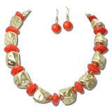 113780, SCULPTED HAMMERED METALLIC NUGGET AND RESIN NECKLACE
