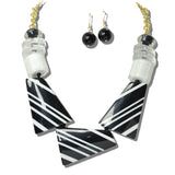 113782, GEOMETRIC STRIPED RESIN PLATE STATEMENT NECKLACE