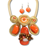 113844, WIRE WRAPPED RESIN CABOCHON AND MESH BAND STATEMENT NECKLACE
