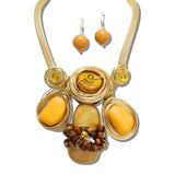 113844, WIRE WRAPPED RESIN CABOCHON AND MESH BAND STATEMENT NECKLACE