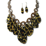 YNE5646LEO_AJ 23 · Marbled Resin Statement Necklace Set – Leopard