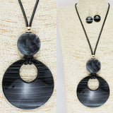86178, CELLULOID ACETATE ROUND PENDANT NECKLACE