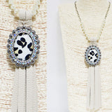 86716ANTIQUE SILVER/LT GREY LEOPARD PRINT BUBBLE OVAL W/ LEATHER NECKLACE