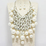 88059, PEARL & ACRYLIC BALLS STATEMENT NECKLACE
