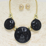 88274, HAMMERED TRIPLE DISC ROUND NECKLACE