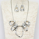 88535, METAL WITH OVAL RHINESTONE NECKLACE