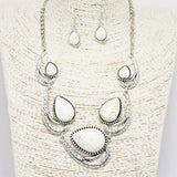 88542, TEARDROP TURQUOISE STONE ACCENT NECKLACE