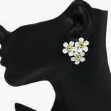 89133, TRIPLE FLOWER STUD EARRING