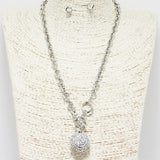89486, PAVE ROUND CHARM TOGGLE NECKLACE